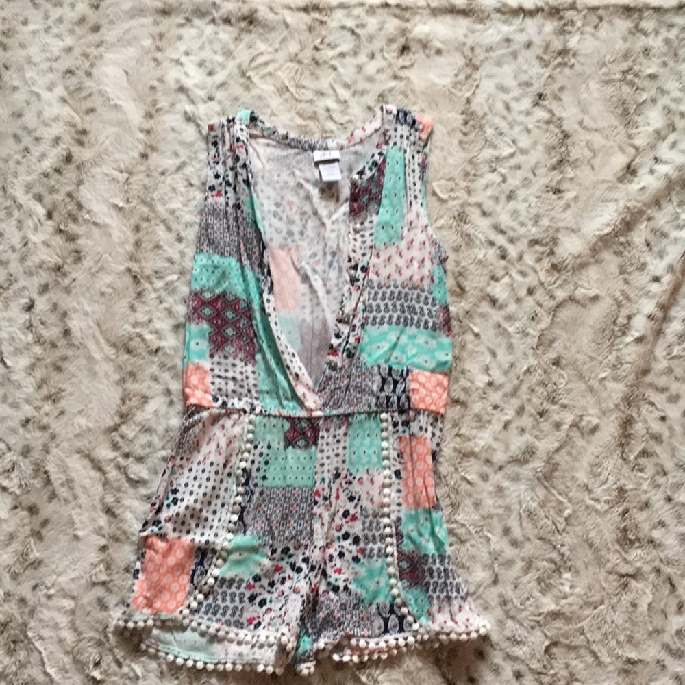 Patterned romper - Picture 3 of 3